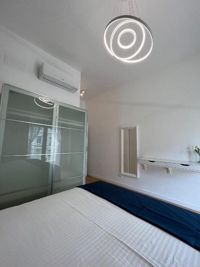 Blu Apartment Пескара Екстер'єр фото