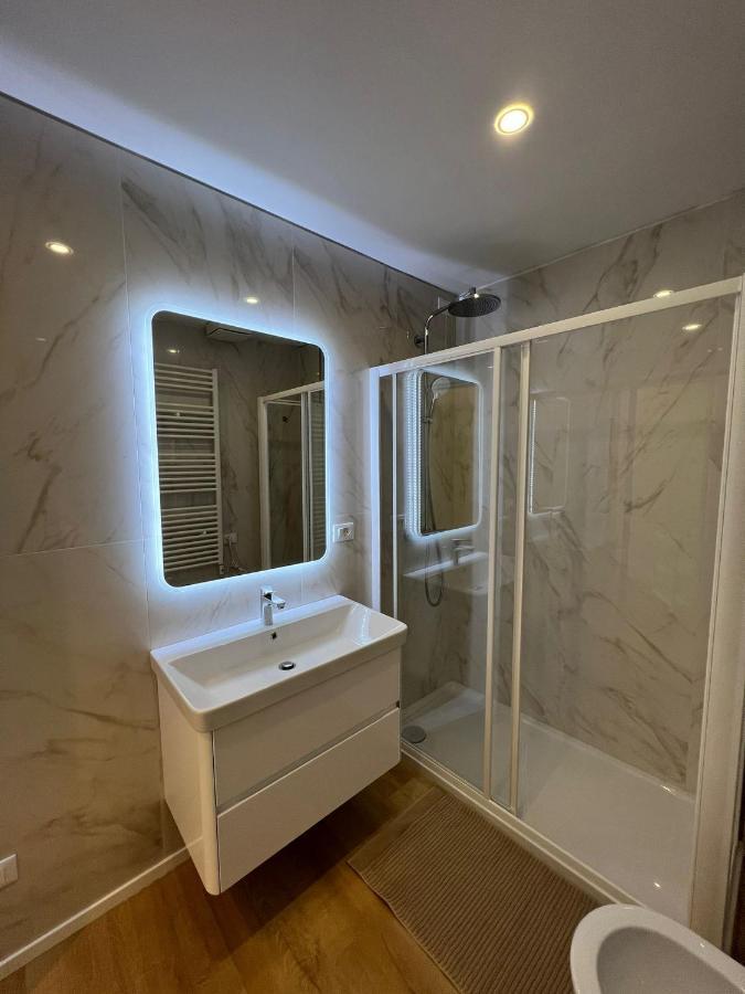 Blu Apartment Пескара Екстер'єр фото